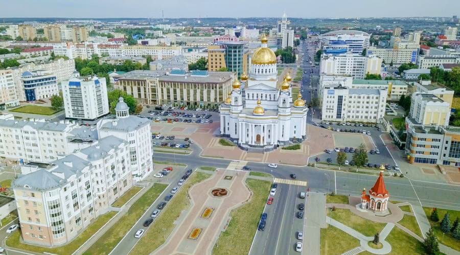 ¿Cuáles son las opciones de vehículos más populares en Saransk?